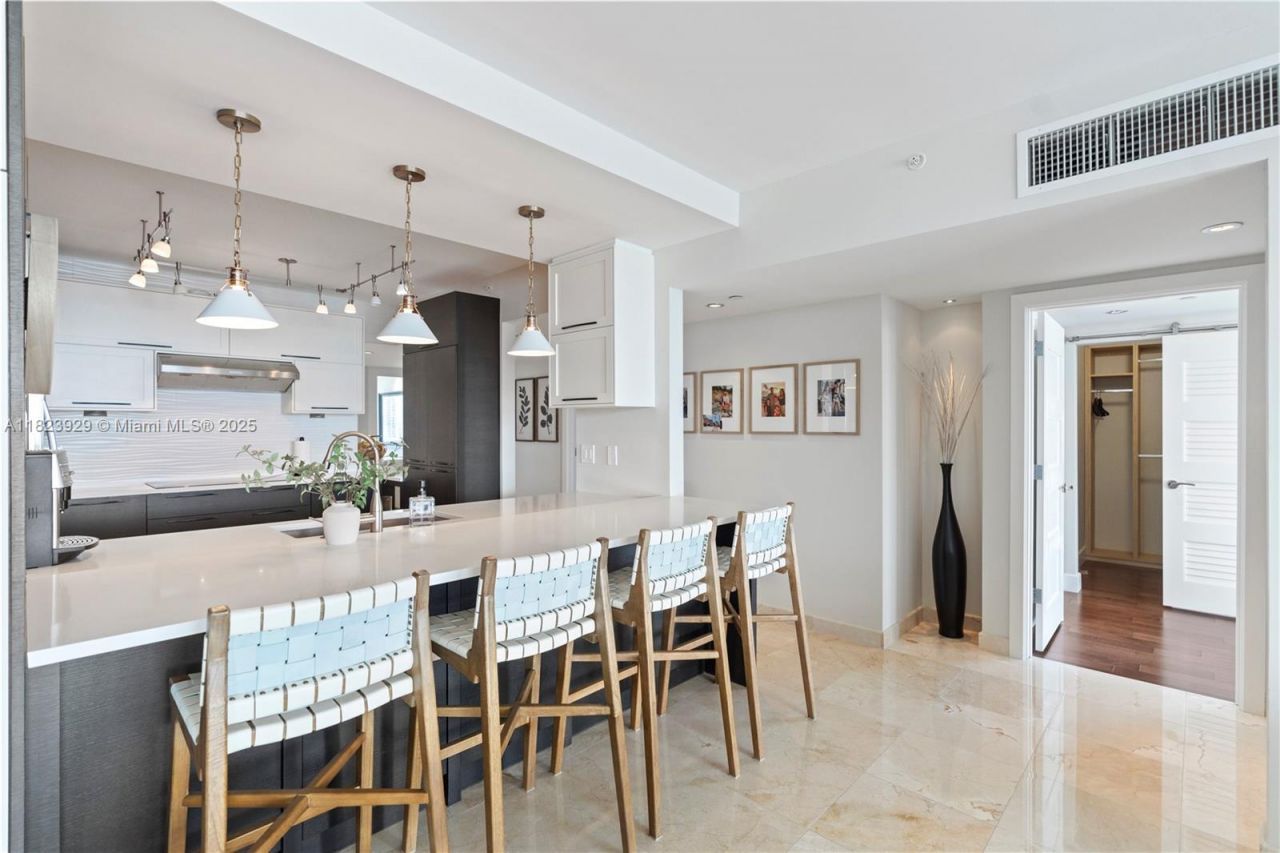 17050 N Bay Rd, Unit PH1201, Sunny Isles Beach, FL 33160 Photo