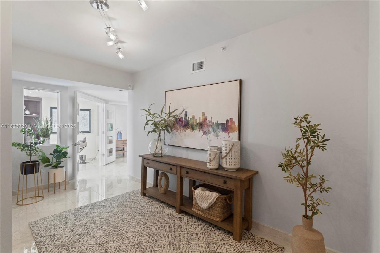 17050 N Bay Rd, Unit PH1201, Sunny Isles Beach, FL 33160 Photo