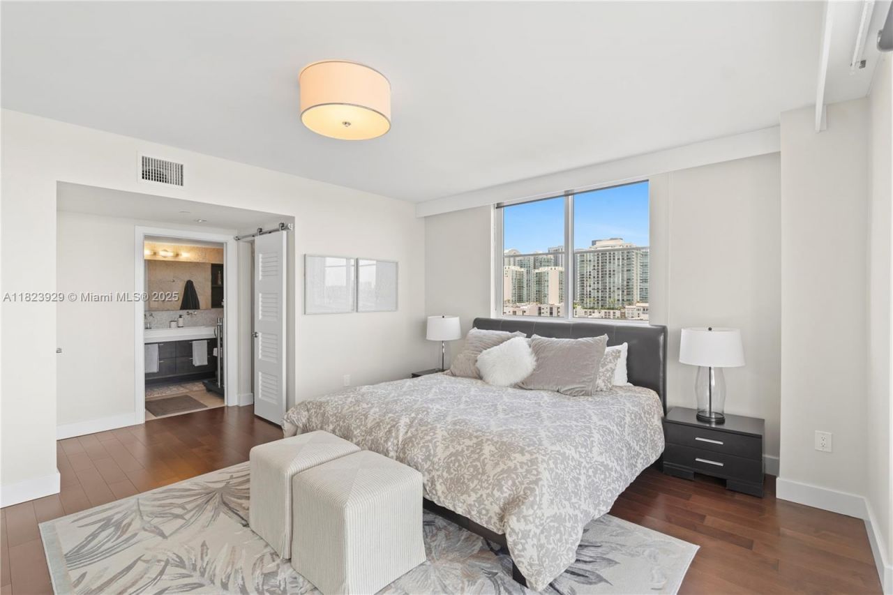 17050 N Bay Rd, Unit PH1201, Sunny Isles Beach, FL 33160 Photo