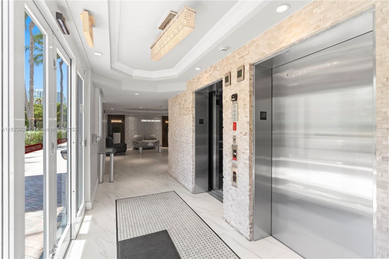 17050 N Bay Rd, Unit PH1201, Sunny Isles Beach, FL 33160 Photo