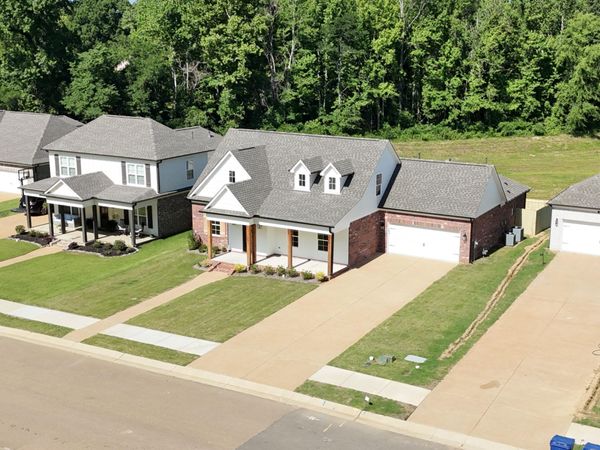 1347 Creekside Lane, Hernando, MS 38632