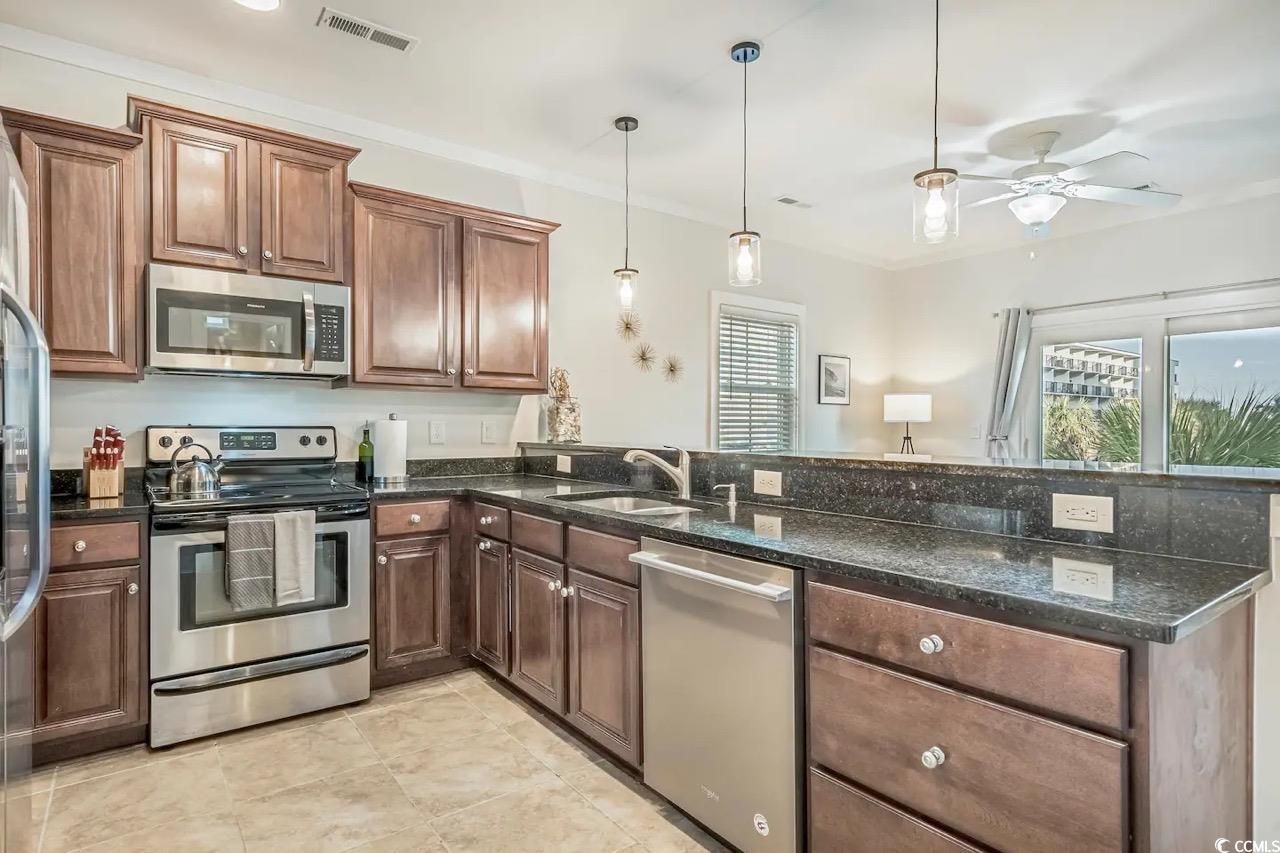 2701 Kashton Dr. Photo 8