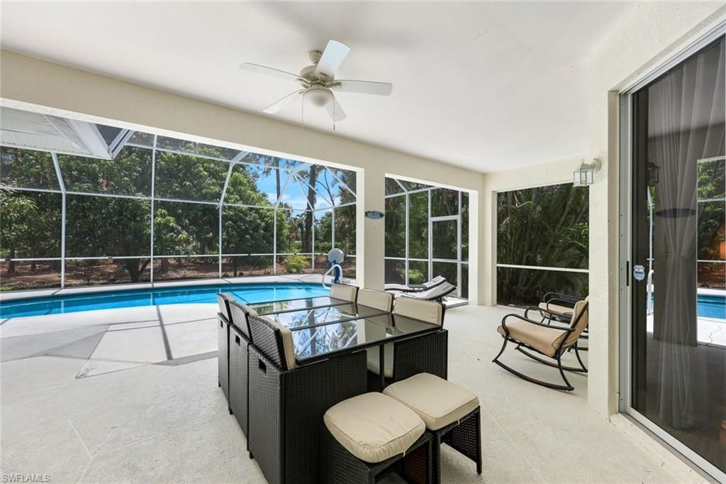 697 Crossfield Cir, Naples, FL 34104 Photo