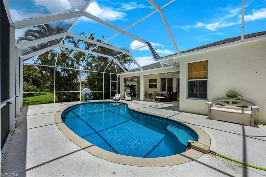 697 Crossfield Cir, Naples, FL 34104 Photo