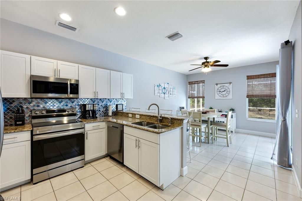 697 Crossfield Cir, Naples, FL 34104 Photo