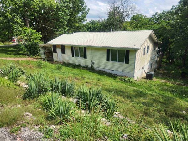 93 Topez Drive, Cherokee Village, AR 72529