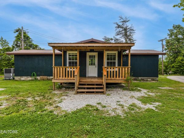 210 Conifer Tr, Winfield, TN 37892