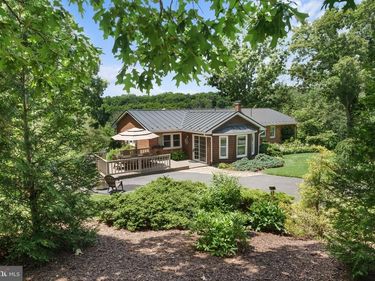 1483 TEA BERRY ROAD, TOMS BROOK, VA 22660