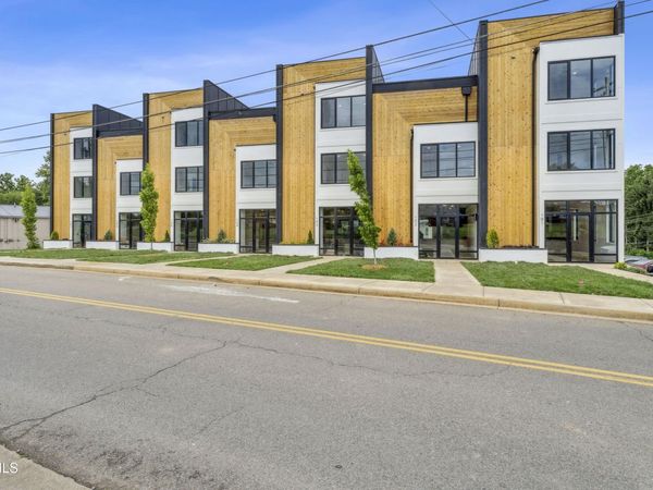 1533 Pactolas Road, Unit 106, Johnson City, TN 37604