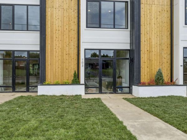 1533 Pactolas Road, Unit 105, Johnson City, TN 37604