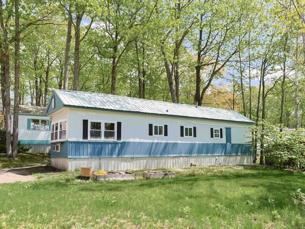 9 Sargent Place, Unit 84, Gilford, NH 03249