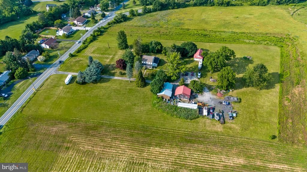 1112 W BRIDGE STREET, SPRING CITY, PA 19475