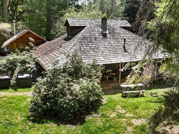 2128 Starveout Creek Road, Azalea, OR 97410