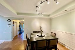 2450 Marsh Glen Dr. photo 4