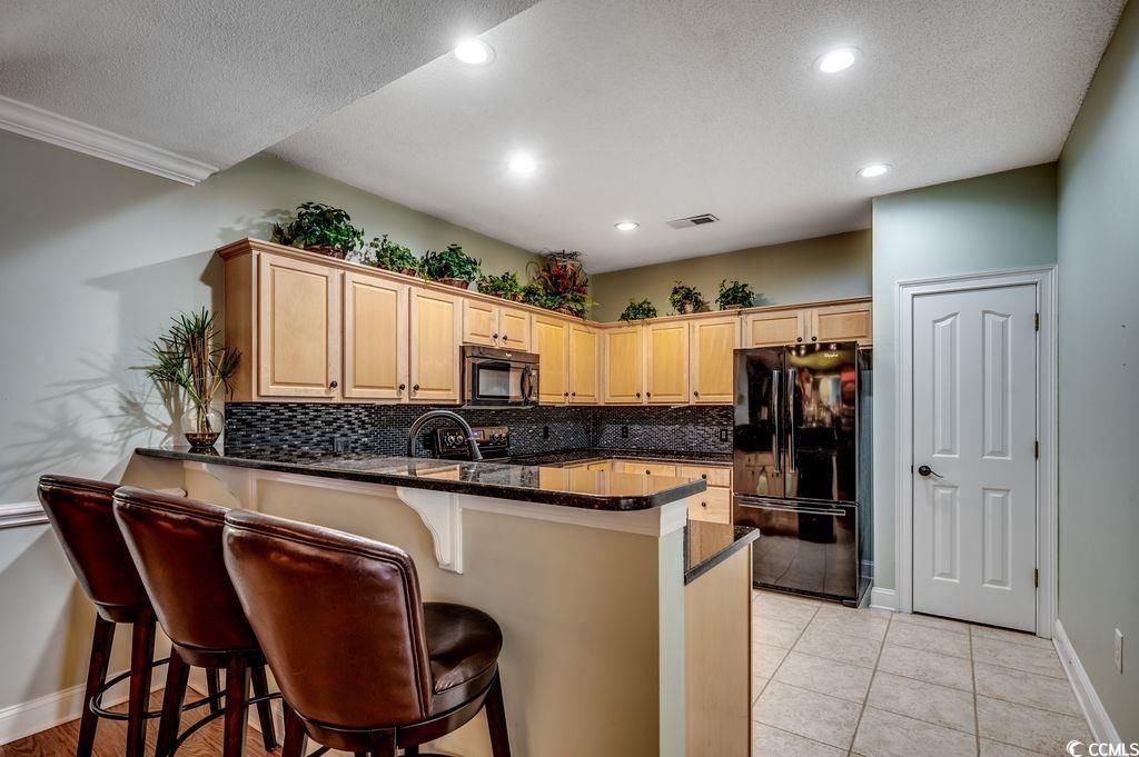 2450 Marsh Glen Dr. Photo 7