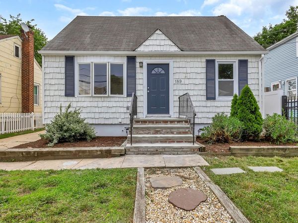 189 Jacob Street, Elmont, NY 11003