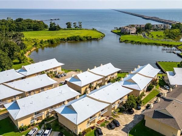 109 TOPSL Drive, Unit 109, Mandeville, LA 70448