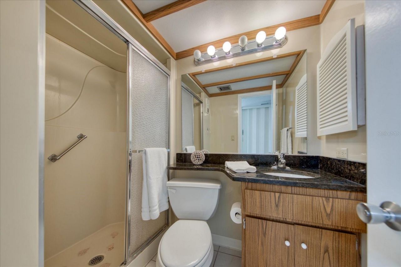 440 S Gulfview Boulevard, Unit 701, Clearwater Beach, FL 33767 Photo