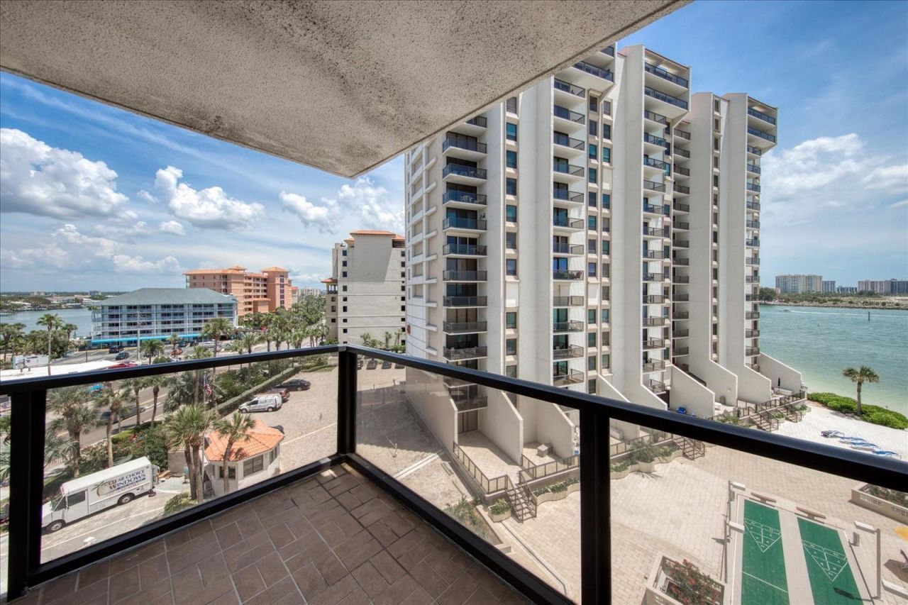 440 S Gulfview Boulevard, Unit 701, Clearwater Beach, FL 33767 Photo