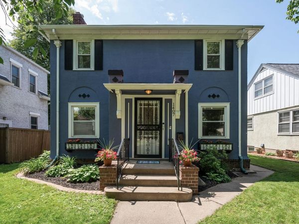 1407 Pascal Street N, Saint Paul, MN 55108