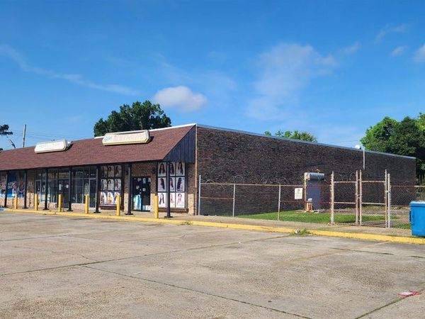 2834 Highland Rd, Baton Rouge, LA 70802