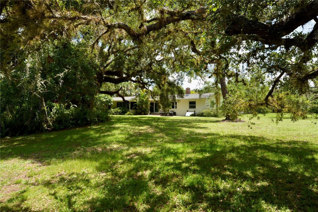 18220 Elmwood Drive, Alva, FL 33920 Photo