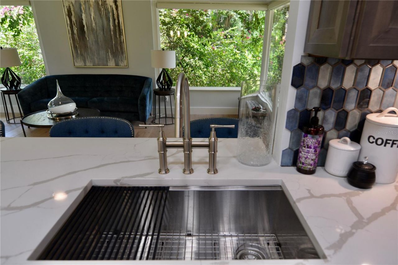 18220 Elmwood Drive, Alva, FL 33920 Photo