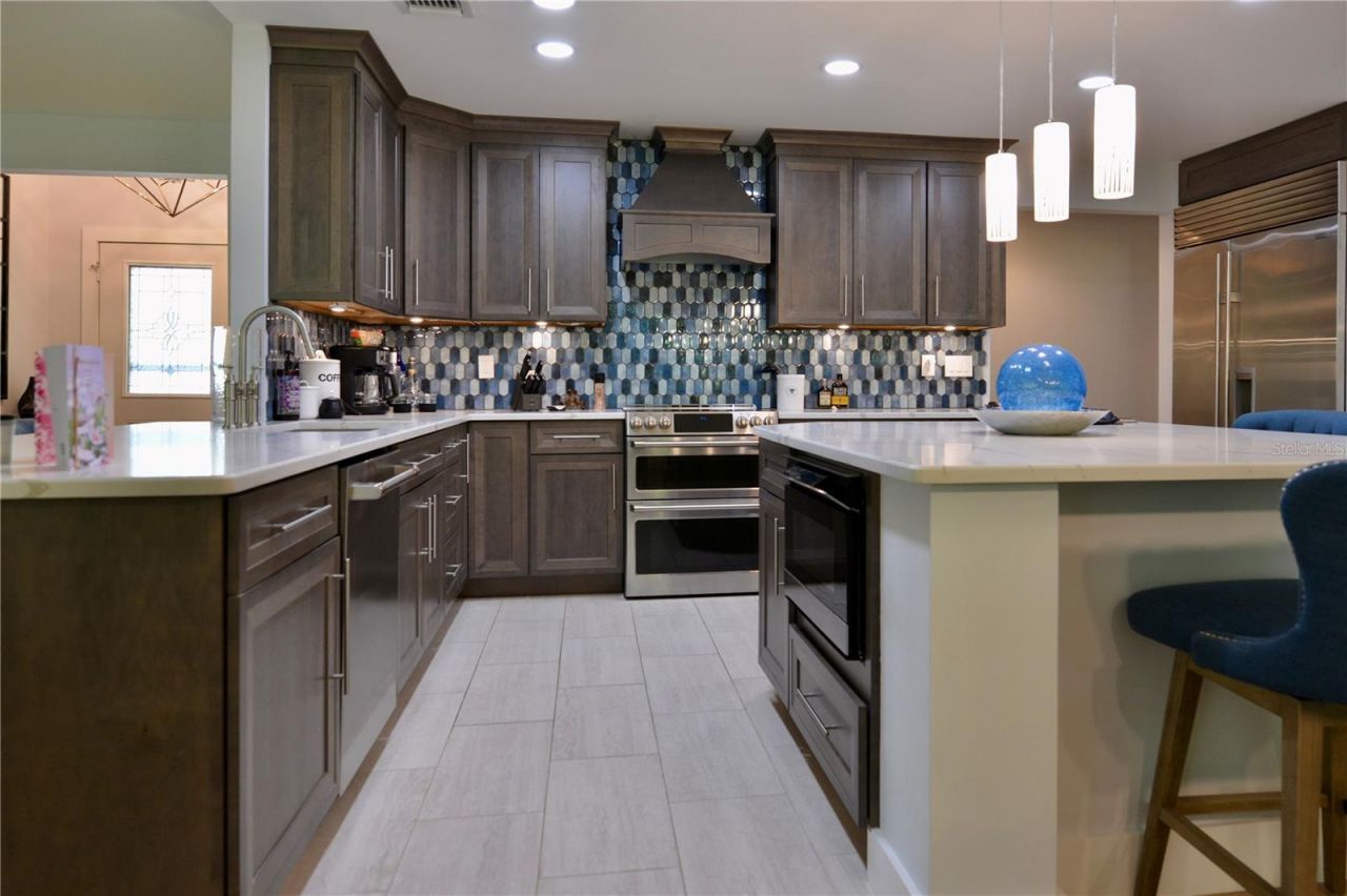 18220 Elmwood Drive, Alva, FL 33920 Photo