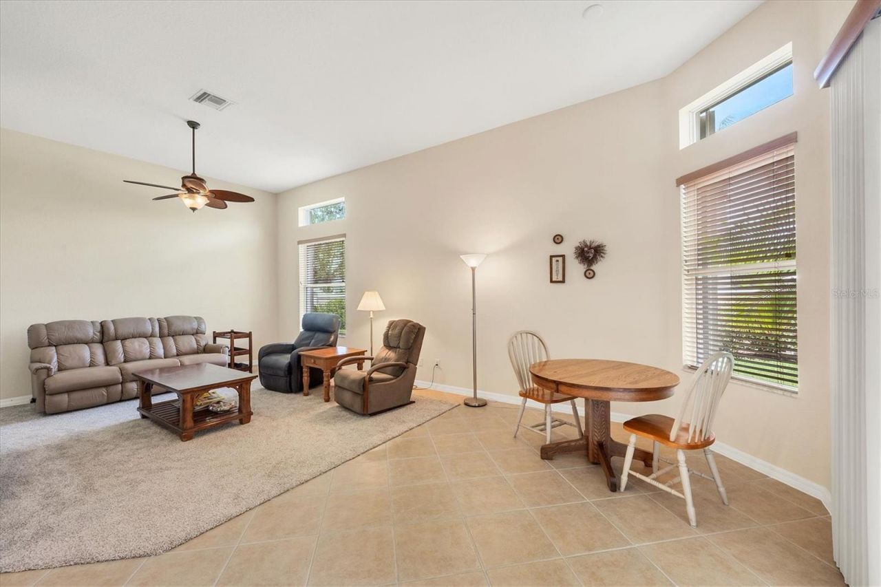 6312 41st Court E, Sarasota, FL 34243 Photo