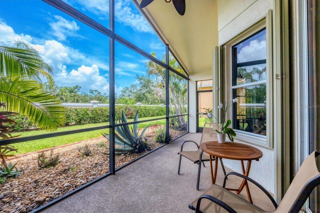 6312 41st Court E, Sarasota, FL 34243 Photo