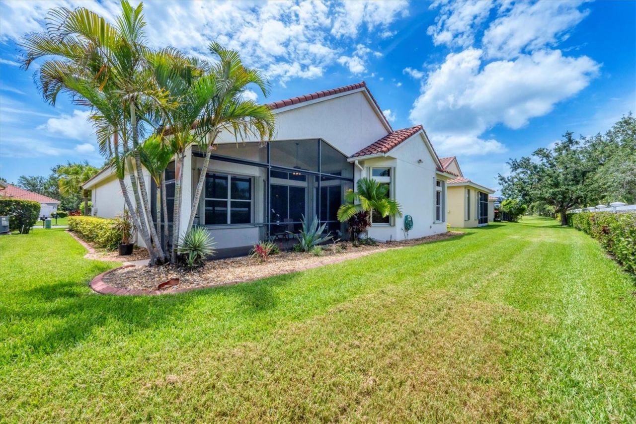 6312 41st Court E, Sarasota, FL 34243 Photo