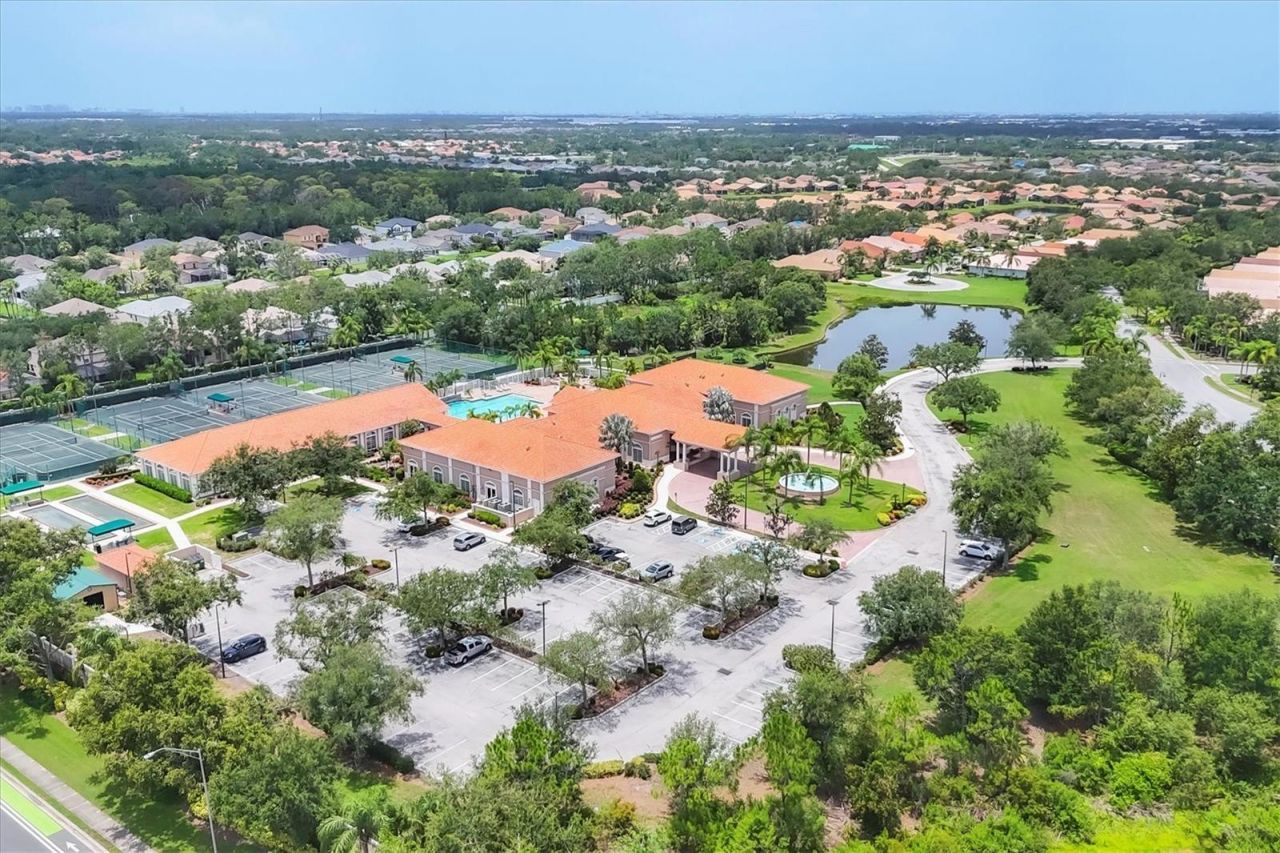 6312 41st Court E, Sarasota, FL 34243 Photo