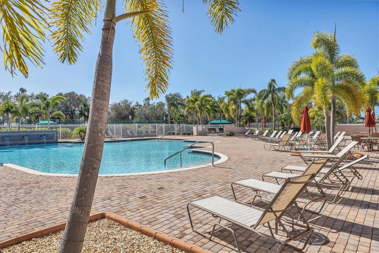 6312 41st Court E, Sarasota, FL 34243 Photo