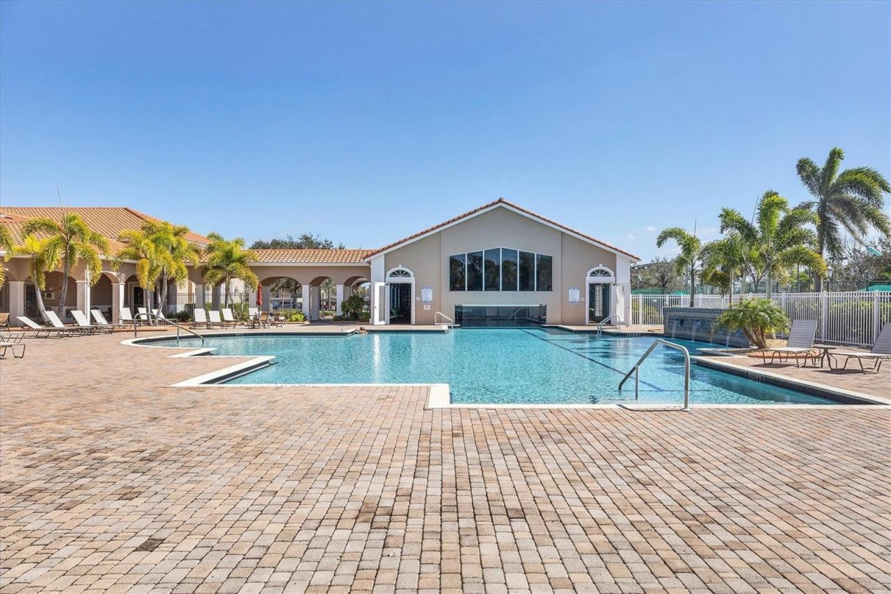 6312 41st Court E, Sarasota, FL 34243 Photo