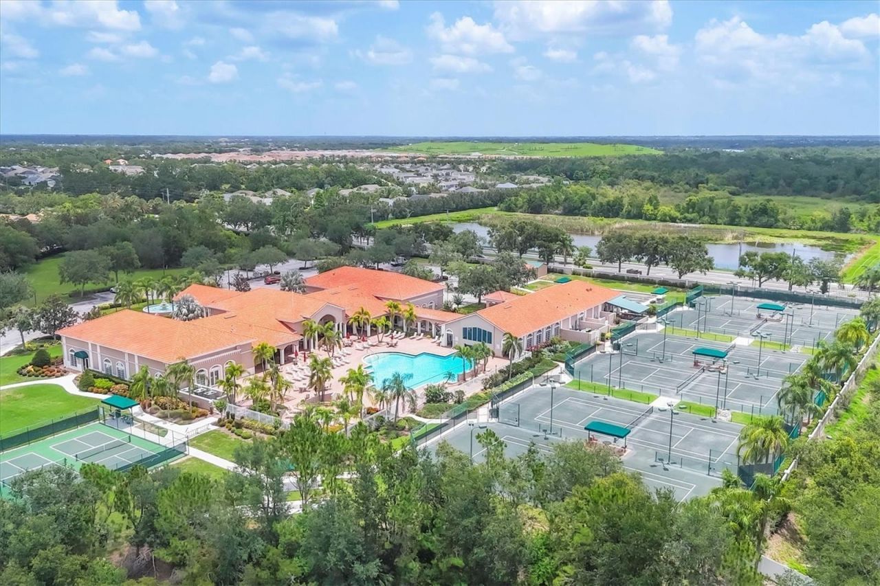 6312 41st Court E, Sarasota, FL 34243 Photo