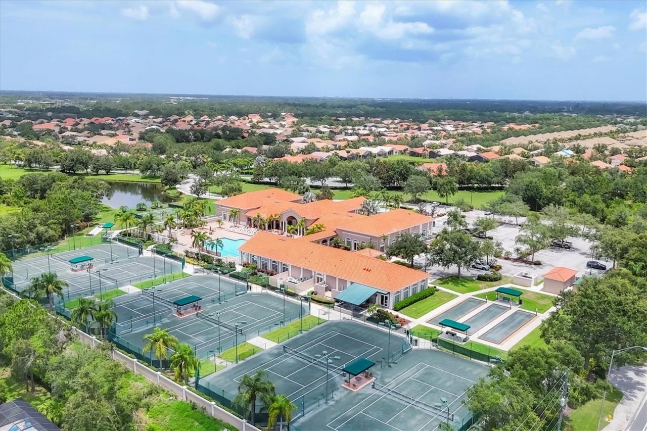 6312 41st Court E, Sarasota, FL 34243 Photo