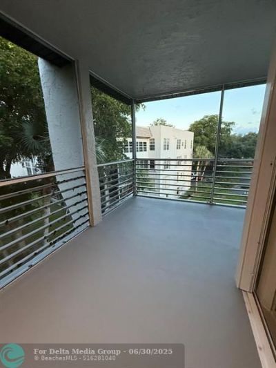 9480 Poinciana Place, Unit 410, Davie, FL 33324 Photo