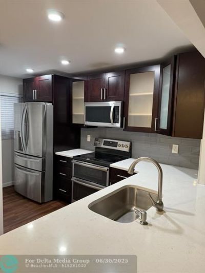 9480 Poinciana Place, Unit 410, Davie, FL 33324 Photo