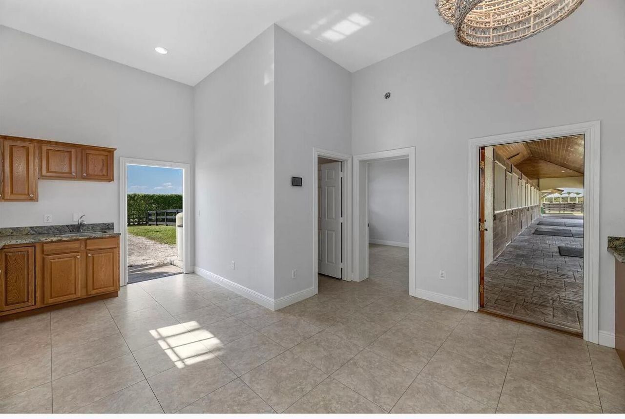 4591 South Road, Wellington, FL 33414 Photo