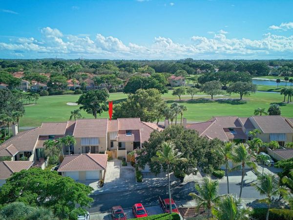 293 Old Meadow Way N, Palm Beach Gardens, FL 33418