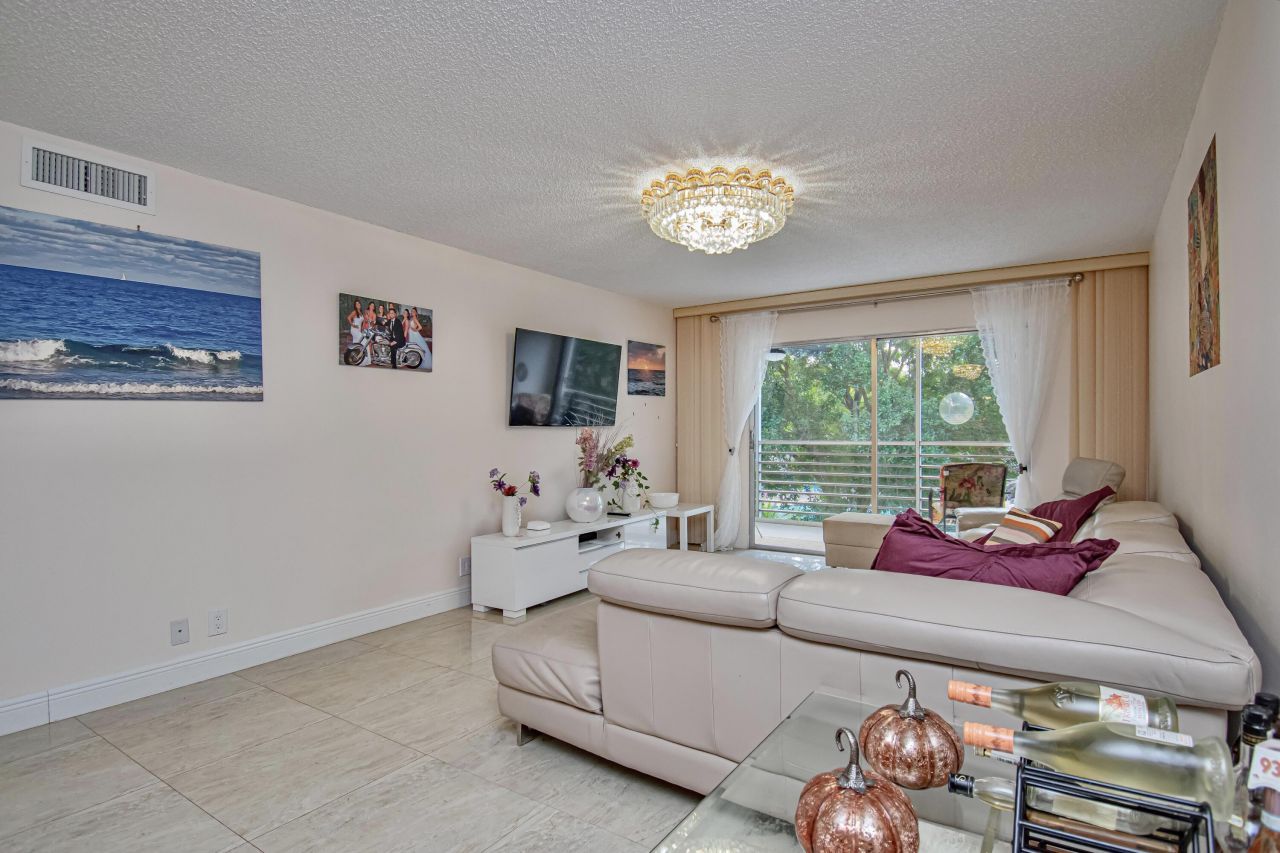 2301 Lucaya Lane, Unit M3, Coconut Creek, FL 33066 Photo