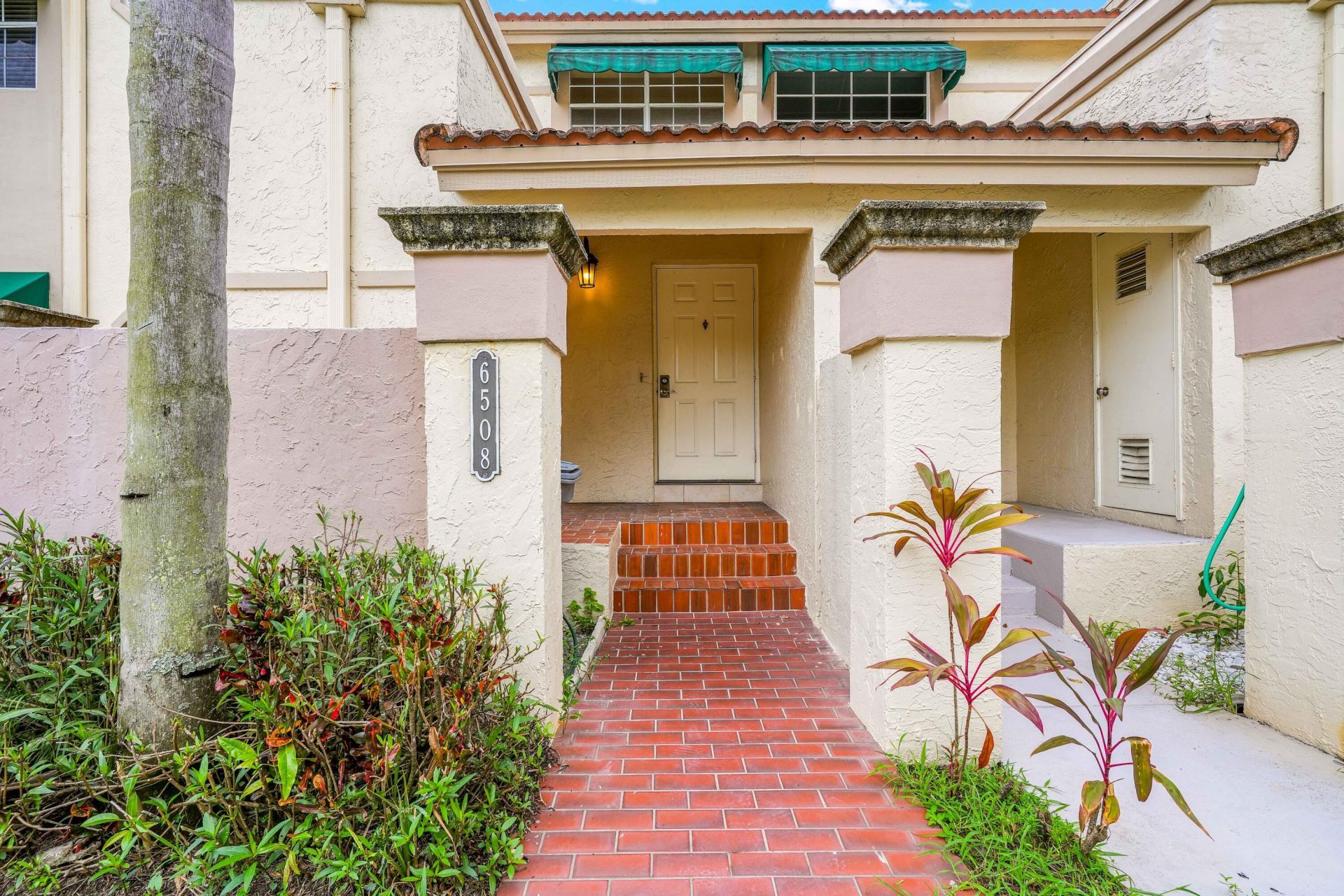 6508 Via Regina, Unit 4, Boca Raton, FL 33433 Photo