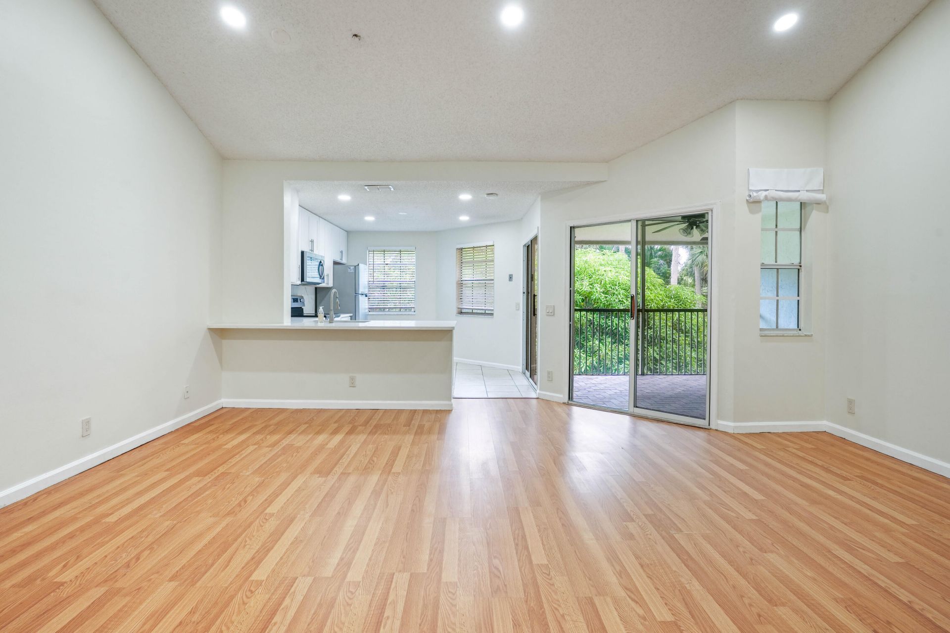 6508 Via Regina, Unit 4, Boca Raton, FL 33433 Photo