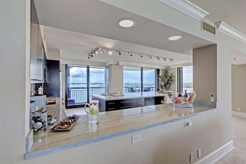 5380 N Ocean Drive, Unit 11j, Singer Island, FL 33404 Photo