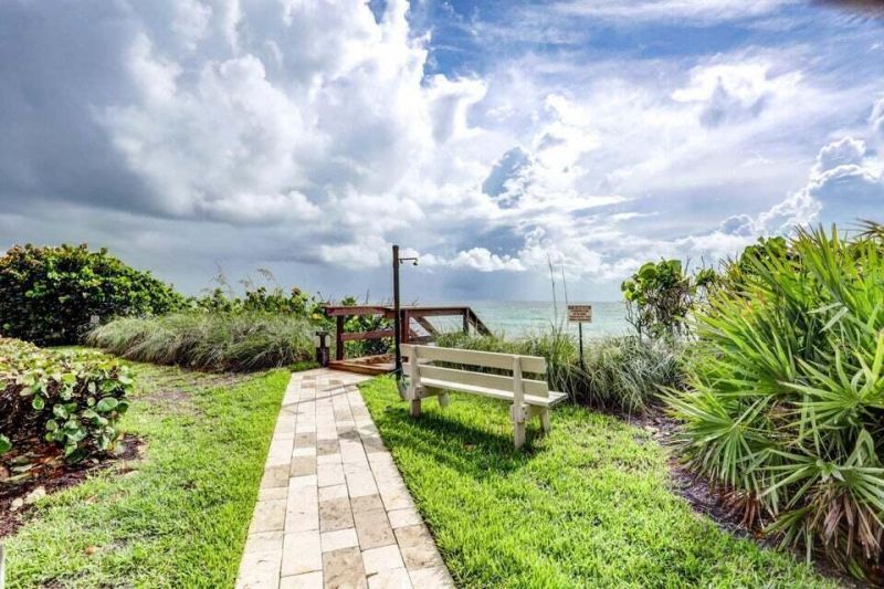 5380 N Ocean Drive, Unit 11j, Singer Island, FL 33404 Photo