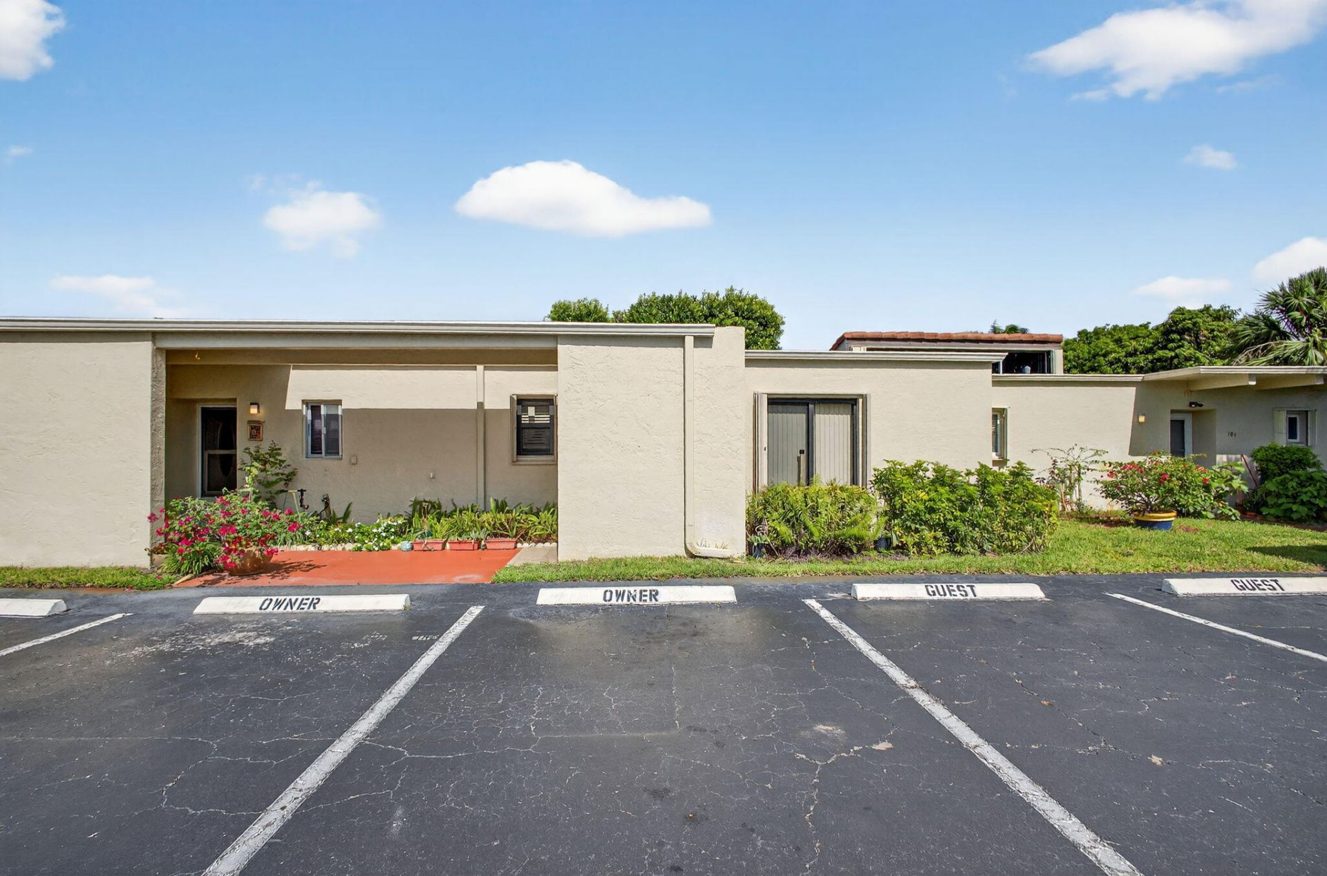 2532 Boundbrook Drive S, Unit 102, West Palm Beach, FL 33406 Photo