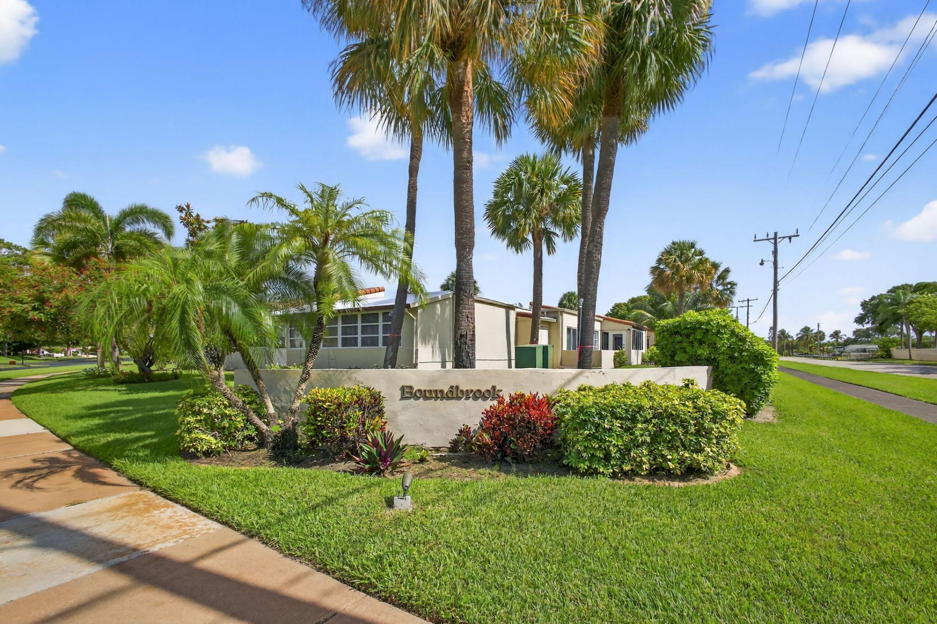 2532 Boundbrook Drive S, Unit 102, West Palm Beach, FL 33406 Photo