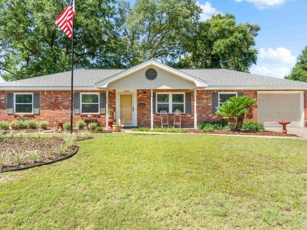 4195 Bonway Dr, Pensacola, FL 32504