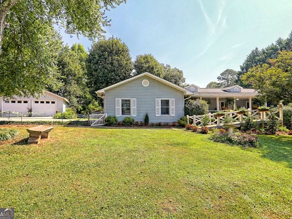 476 Franklin Street, Dillard, GA 30537
