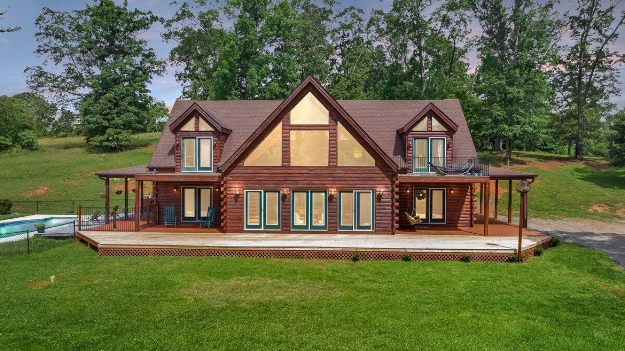 1769 Scenic View Rd, Moneta, VA 24121 Main Photo